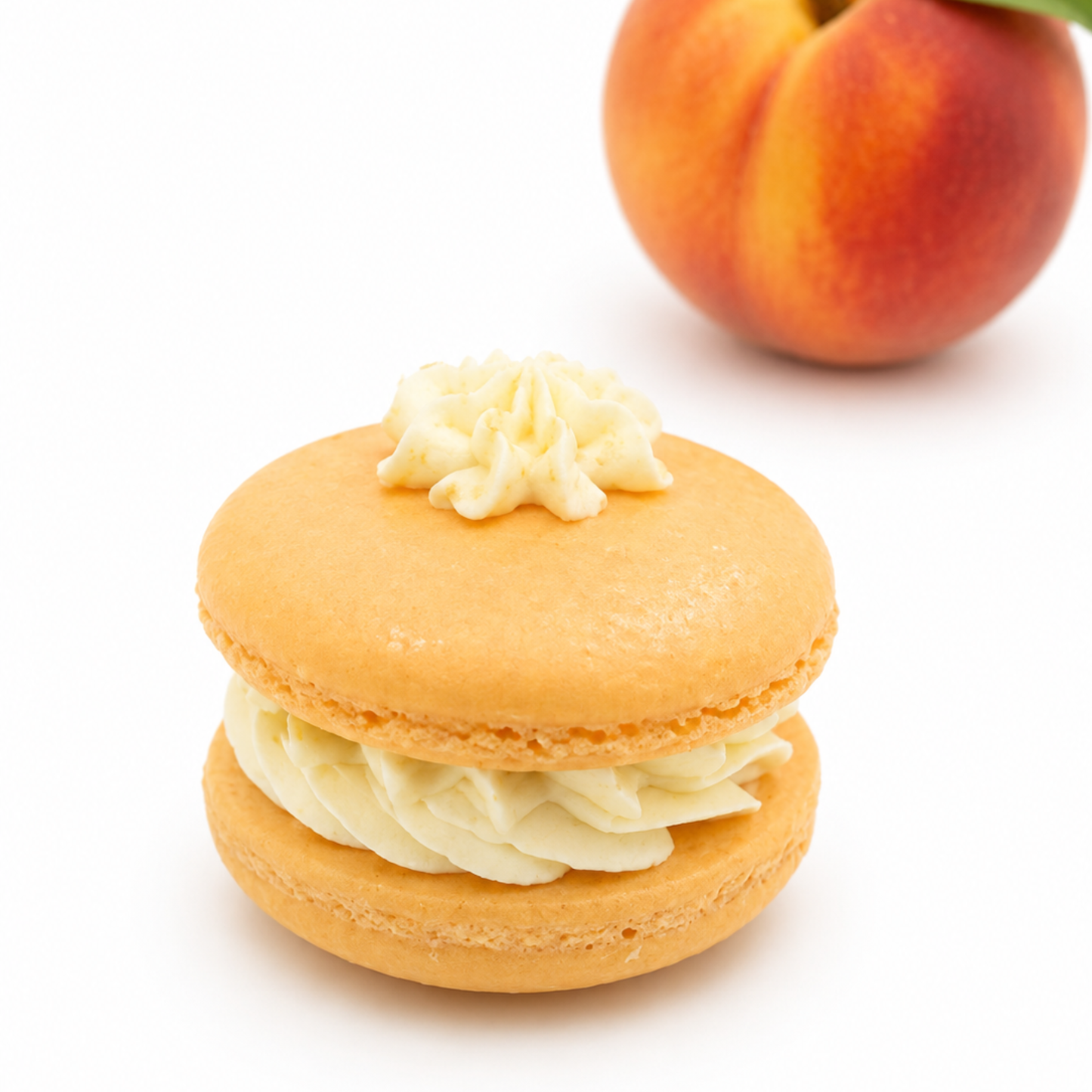 Peaches & Cream Macaron